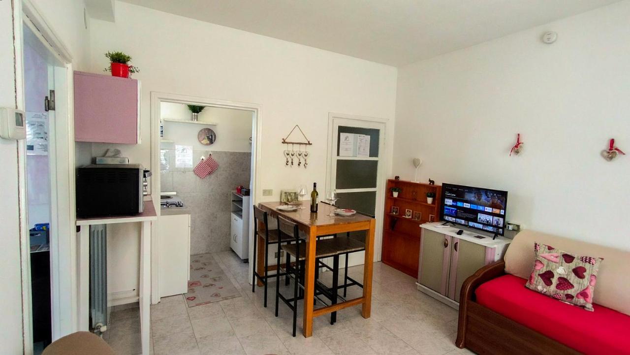 Sweetheart Apartment Busto Arsizio Esterno foto
